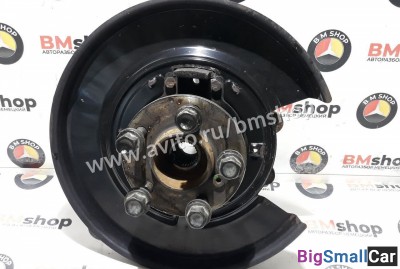 Кулак задний левый Range Rover L322 - купить Новопокровской