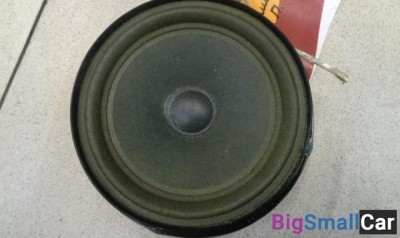 Динамик задний правый от Volkswagen Passat B6 2005-2010 - купить Новопокровской