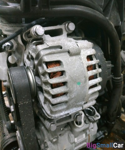 Генератор Пассат 1.8 - купить Новопокровской