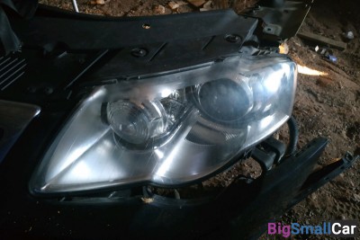 Фара Фольксваген Пассат б6 ксенон левая - купить Новопокровской