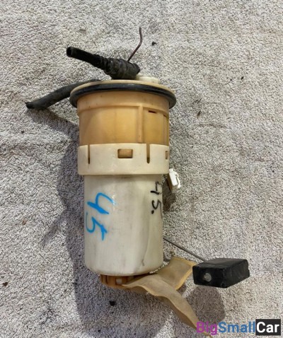 Насос топливный Toyota Funcargo 2NZ - купить Новопокровской