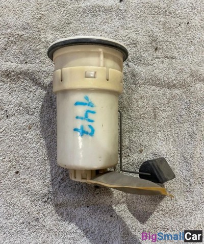 Насос топливный Toyota Ipsum 20 - купить Новопокровской