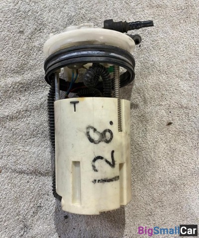 Насос топливный Toyota Avensis 1ZZ - купить Новопокровской