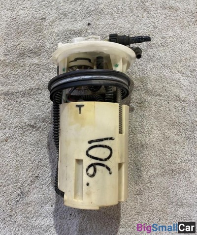 Насос топливный Toyota Avensis - купить Новопокровской