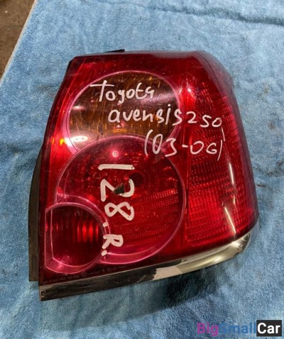 Фонарь задний правый Toyota Avensis 250 - купить Новопокровской