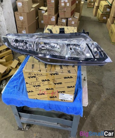 Фара правая honda civic 5D - купить Новопокровской