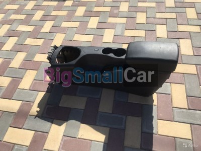 Подлокотник Nissan qashqai 07/13 - купить Новопокровской
